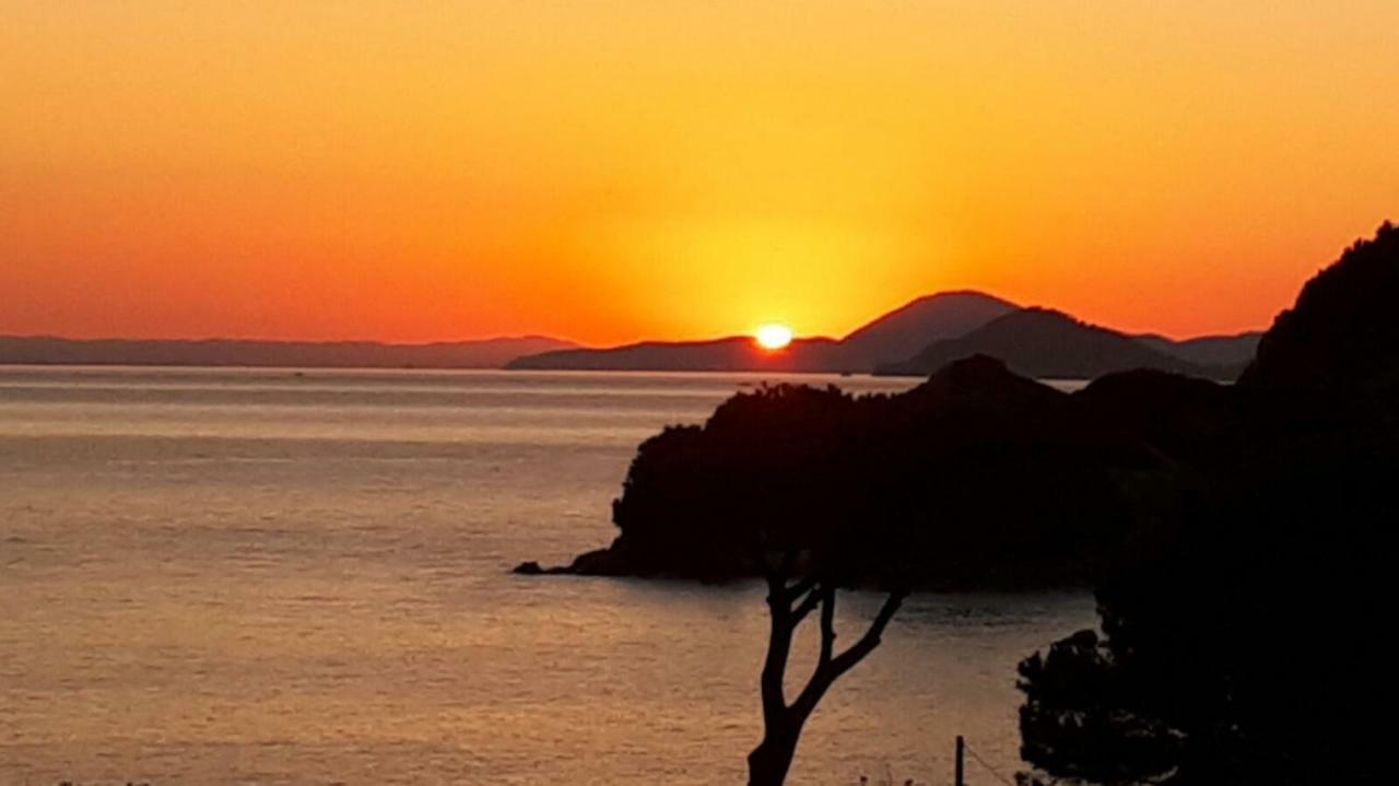 B&B Hotel Il Veliero - La Vela Del Veliero SantʼAndrea Dış mekan fotoğraf