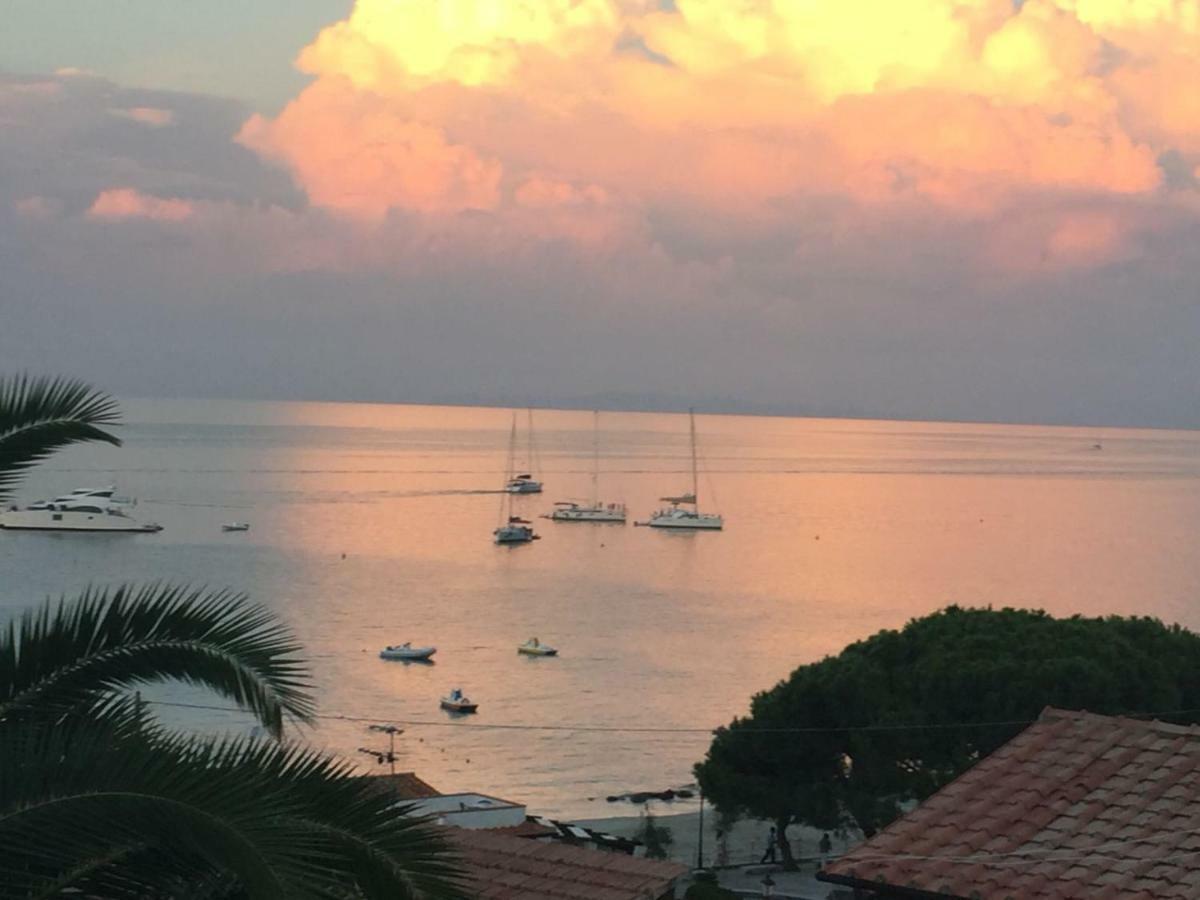 B&B Hotel Il Veliero - La Vela Del Veliero SantʼAndrea Dış mekan fotoğraf