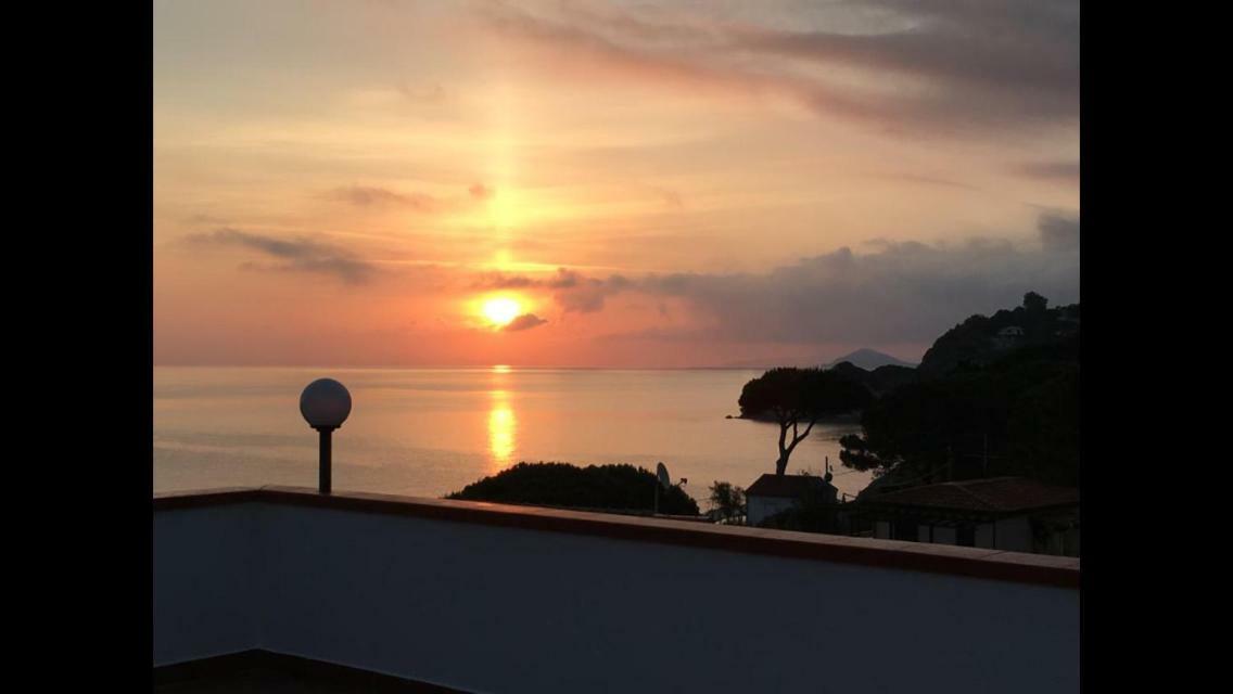 B&B Hotel Il Veliero - La Vela Del Veliero SantʼAndrea Dış mekan fotoğraf